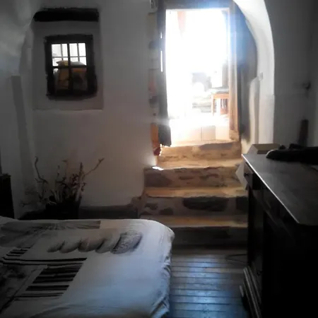 Guest house Logement Prive Sur Jardin Ensoleille Tallende