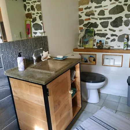 Logement Prive Sur Jardin Ensoleille Tallende
